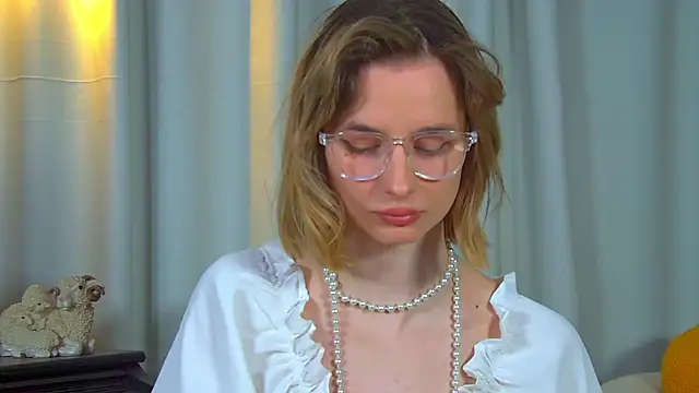 MerlinMeyer online show from April 4, 6:47 pm