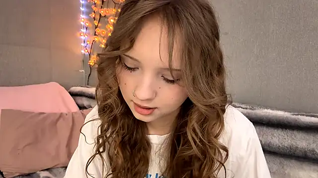 Princessofcashe online show from March 22, 3:13 pm