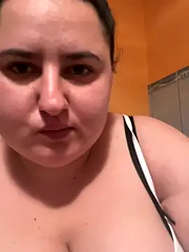 Snapshot of LOVE_LIEBE chatting on December 17, 4:34 pm LOVE LIEBE online show from December 17, 4:34 pm