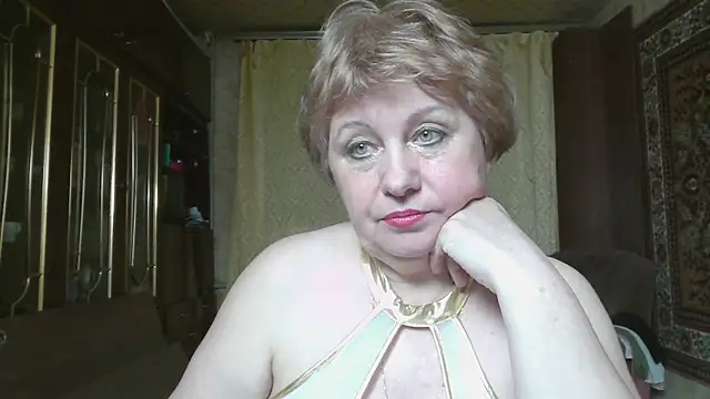 Casey peach online show from May 26, 4:27 pm