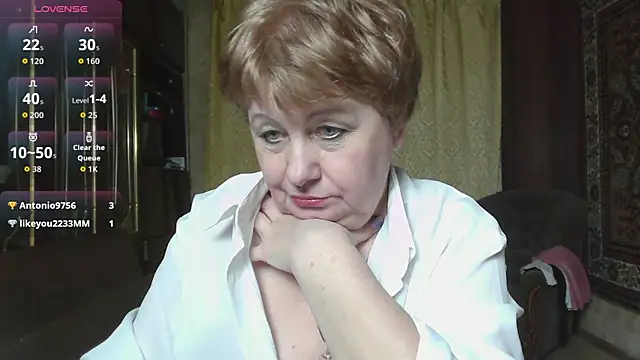 Casey peach online show from April 10, 6:15 pm