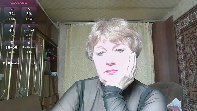 Casey peach online show from May 1, 4:45 pm
