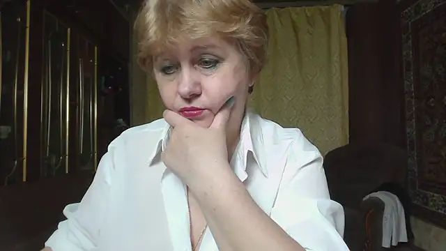 Casey peach online show from May 14, 6:38 pm