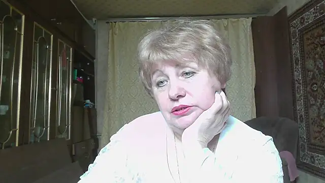 Casey peach online show from May 12, 6:03 pm