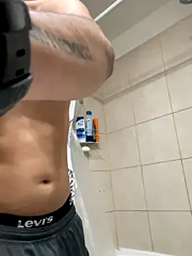 HotWhisper22 online show from December 17, 2:05 am