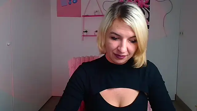 Lana Foxyy online show from December 21, 12:18 pm