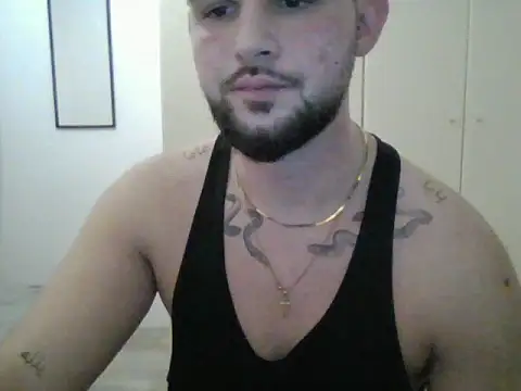 LunaFoxTip online show from December 17, 8:25 pm