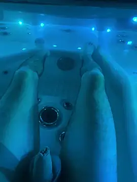 Snapshot of bit21cm chatting on March 1, 8:53 pm bit21cm online show from March 1, 8:53 pm