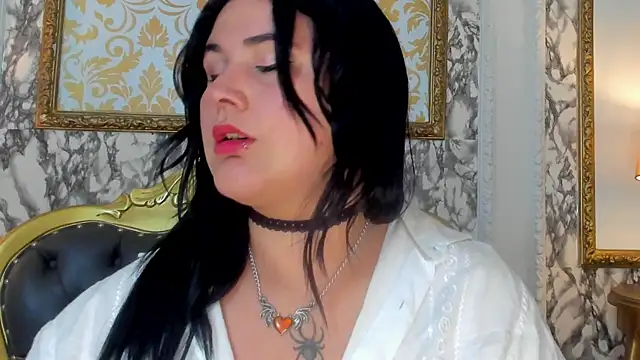 Snapshot of Millie_Devot chatting on December 20, 12:30 pm Millie Devot online show from December 20, 12:30 pm