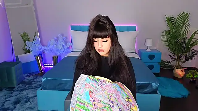 EvaNani online show from December 16, 3:27 pm