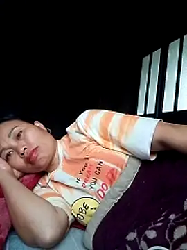 Maikha08 online show from May 8, 11:03 am
