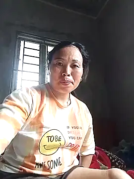Maikha08 online show from May 24, 7:30 am