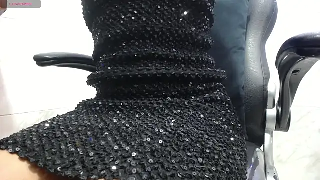 kyra jeet online show from April 14, 12:10 pm