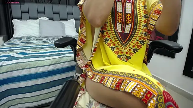 kyra jeet online show from April 4, 12:34 pm