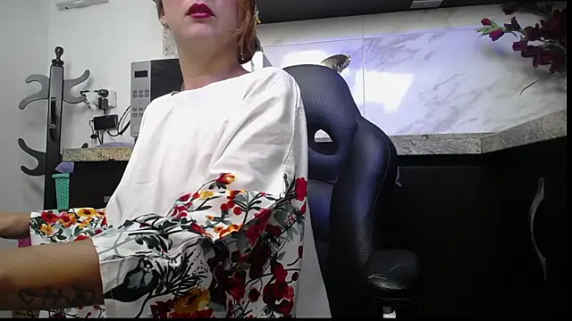 Snapshot of kyra_jeet chatting on February 3, 1:16 pm kyra jeet online show from February 3, 1:16 pm