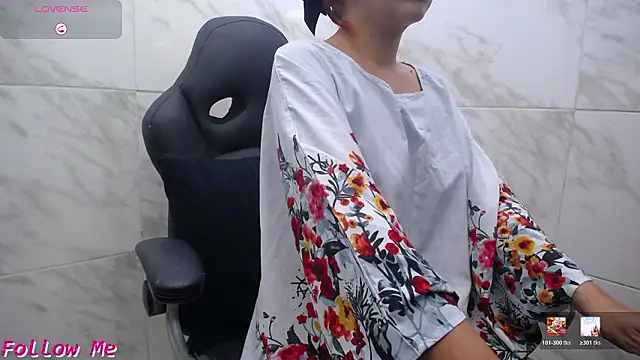 kyra jeet online show from March 12, 1:26 pm