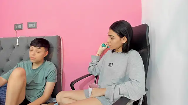 ariloe quintero online show from March 18, 1:35 pm