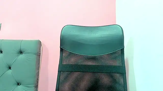 ariloe quintero online show from April 12, 1:03 pm