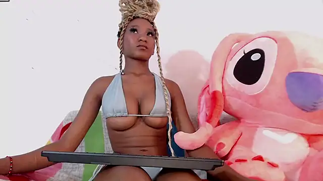 litte ebonyx online show from April 16, 8:42 pm