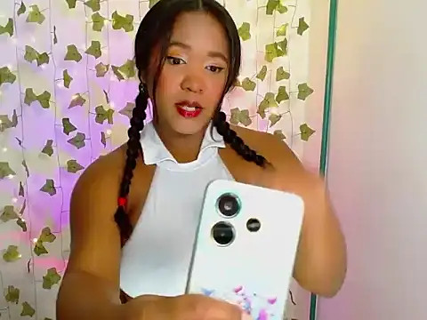 Snapshot of sweet-liliith chatting on May 20, 3:09 pm sweet-liliith online show from May 20, 3:09 pm