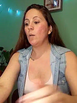 SofiEsteves online show from June 14, 8:43 pm