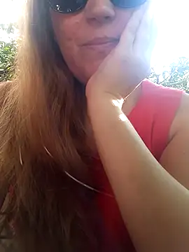 SofiEsteves online show from April 12, 7:50 pm