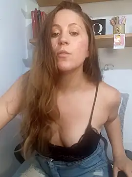 SofiEsteves online show from March 2, 2:24 pm