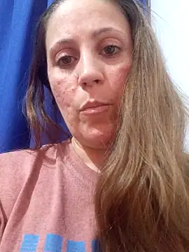 SofiEsteves online show from December 18, 1:44 am