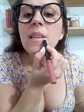 SofiEsteves online show from April 2, 2:24 pm