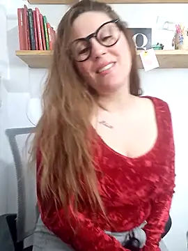 Snapshot of SofiEsteves chatting on April 28, 1:15 pm SofiEsteves online show from April 28, 1:15 pm