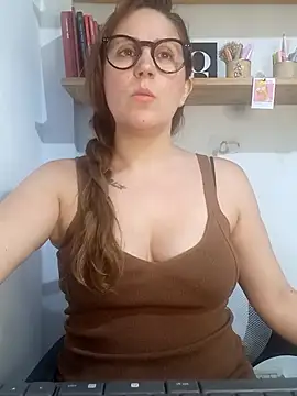 SofiEsteves online show from February 16, 7:01 pm