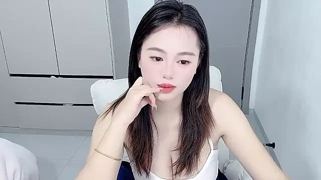 Amireux-8 online show from January 15, 3:32 am