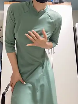 bi biii online show from April 3, 2:40 am