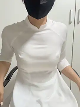 bi biii online show from March 30, 6:59 am