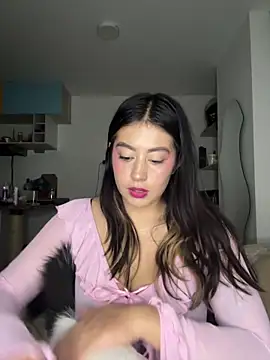 justmariee online show from March 13, 1:32 am