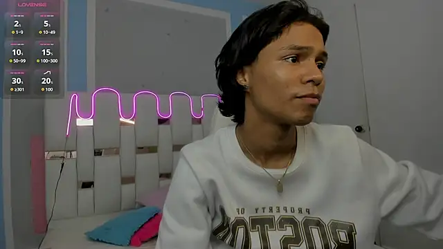 AndyKings 1 online show from December 20, 3:53 am