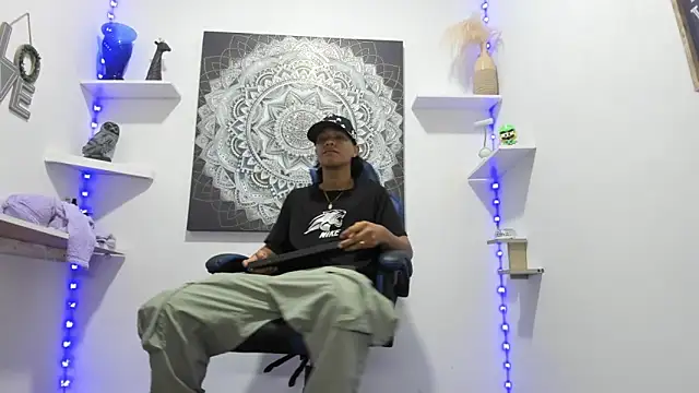 AndyKings 1 online show from April 9, 4:25 am