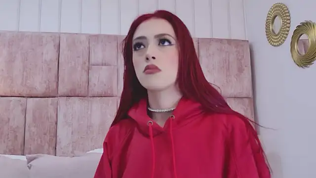 ScarlettFoox online show from April 17, 11:46 am