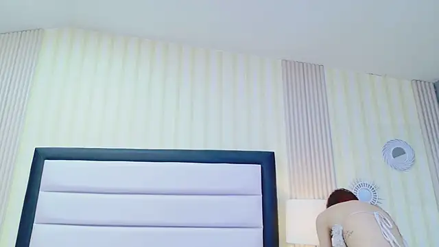 ScarlettFoox online show from April 7, 7:37 pm