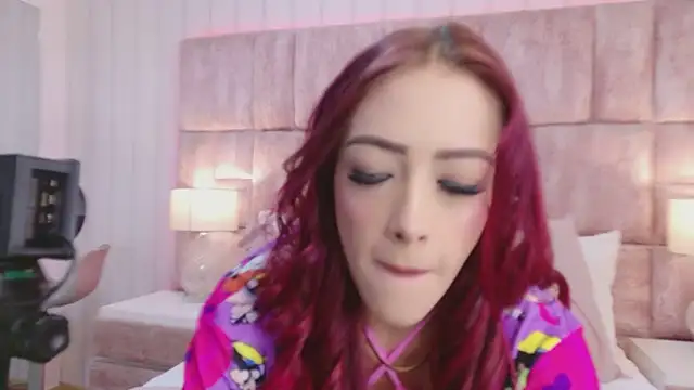 ScarlettFoox online show from January 9, 1:18 pm