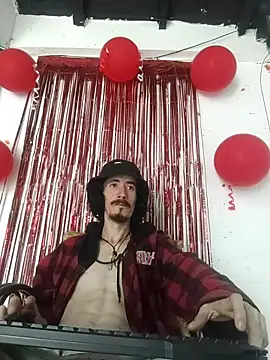 sk8-boy online show from February 11, 6:19 pm