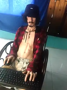 sk8-boy online show from February 6, 1:18 pm