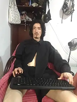 sk8-boy online show from March 28, 6:53 pm