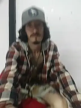 Snapshot of sk8-boy chatting on May 10, 3:47 pm sk8-boy online show from May 10, 3:47 pm