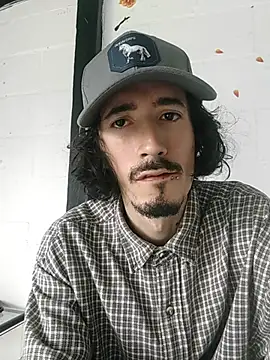 Snapshot of sk8-boy chatting on April 22, 4:47 pm sk8-boy online show from April 22, 4:47 pm