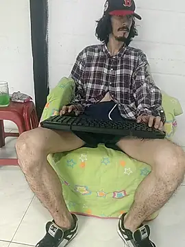 sk8-boy online show from March 17, 3:04 pm