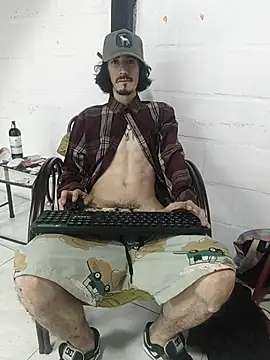 Snapshot of sk8-boy chatting on April 26, 3:31 pm sk8-boy online show from April 26, 3:31 pm