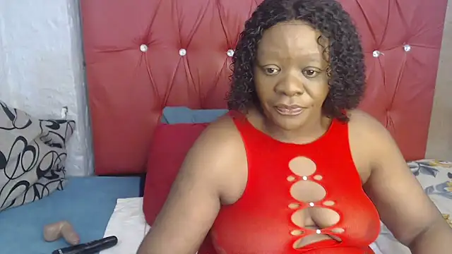 LaicyBrown76 online show from April 5, 9:21 pm