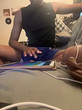 Snapshot of Notyourtoy25 chatting on December 16, 9:30 pm Notyourtoy25 online show from December 16, 9:30 pm