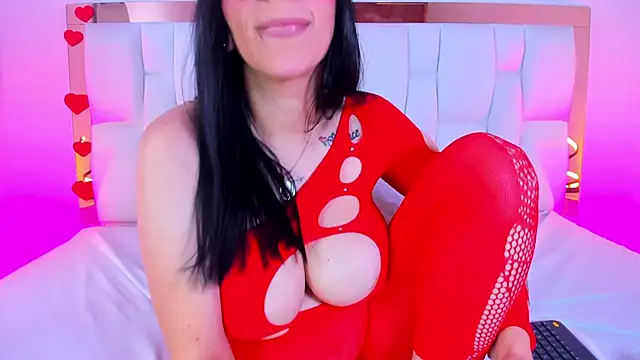 CamilleJuicy  online show from May 28, 12:55 pm